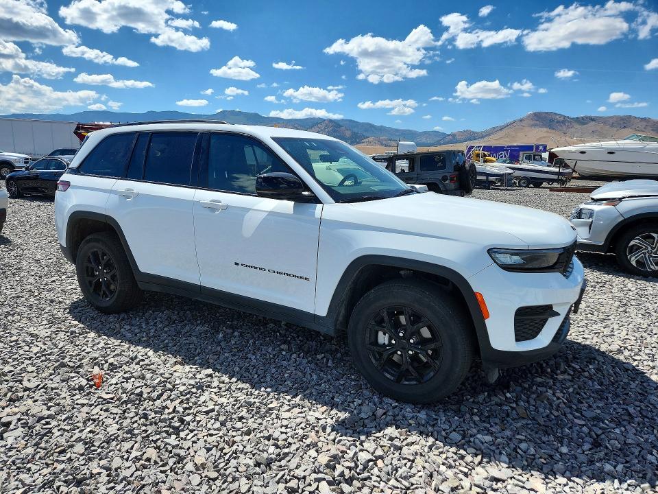 Продажа на аукционе авто 2025 Jeep Grand Cherokee, vin: 1C4RJHAG7SC317676, номер лота: 66439756
