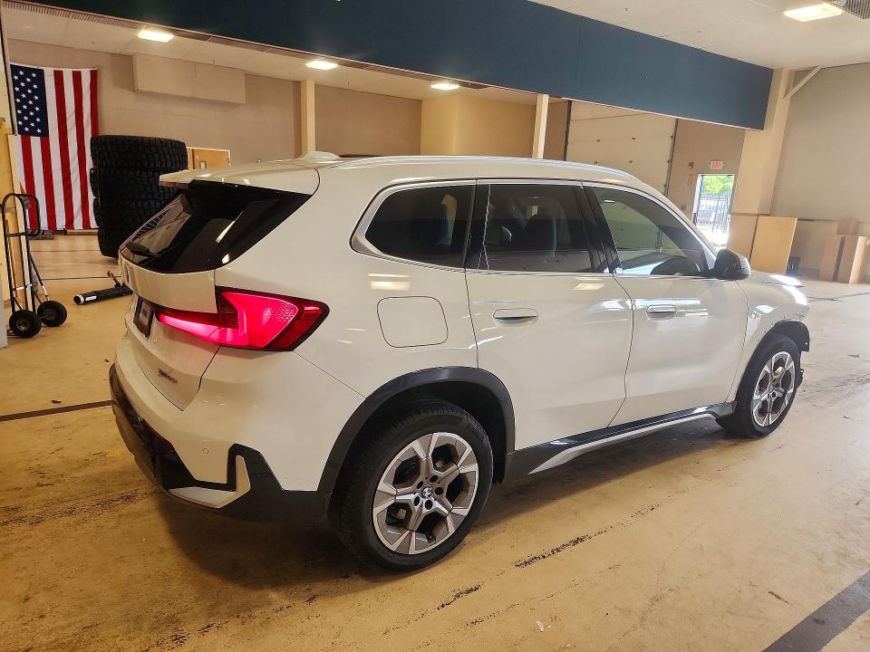 Продаж на аукціоні авто 2023 Bmw X1, vin: WBX73EF08P5X81165, номер лоту: 64976926