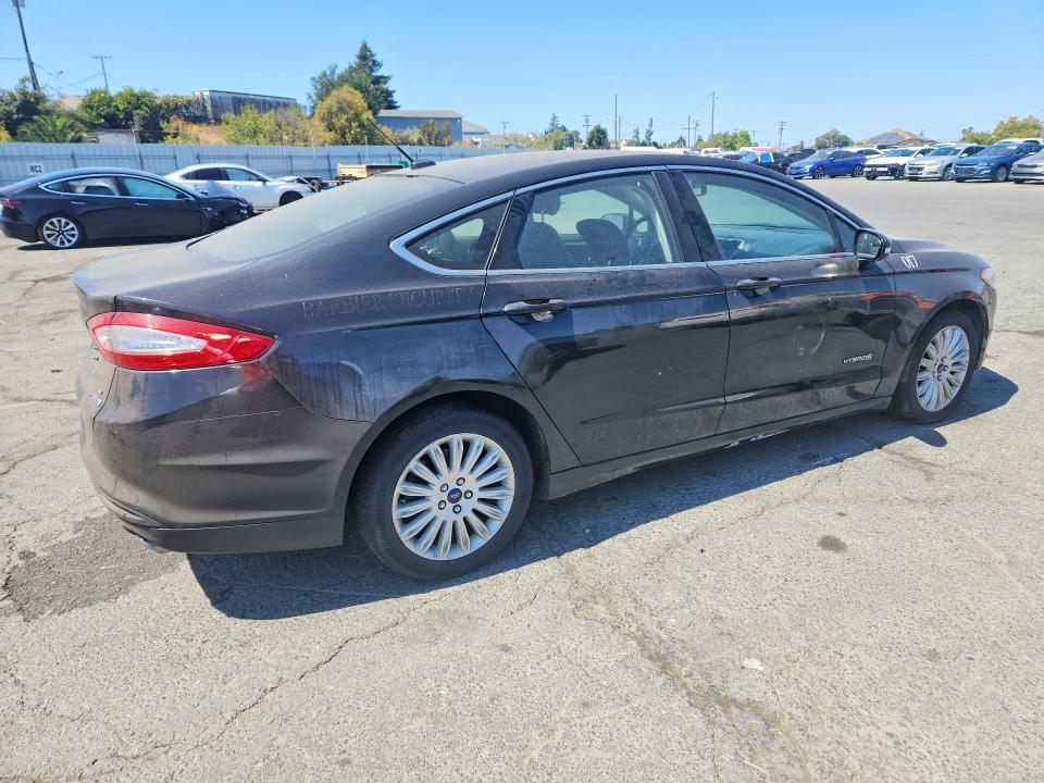 64857966 :رقم المزاد ، 3FA6P0LU7DR243305 vin ، 2013 Ford Fusion مزاد بيع