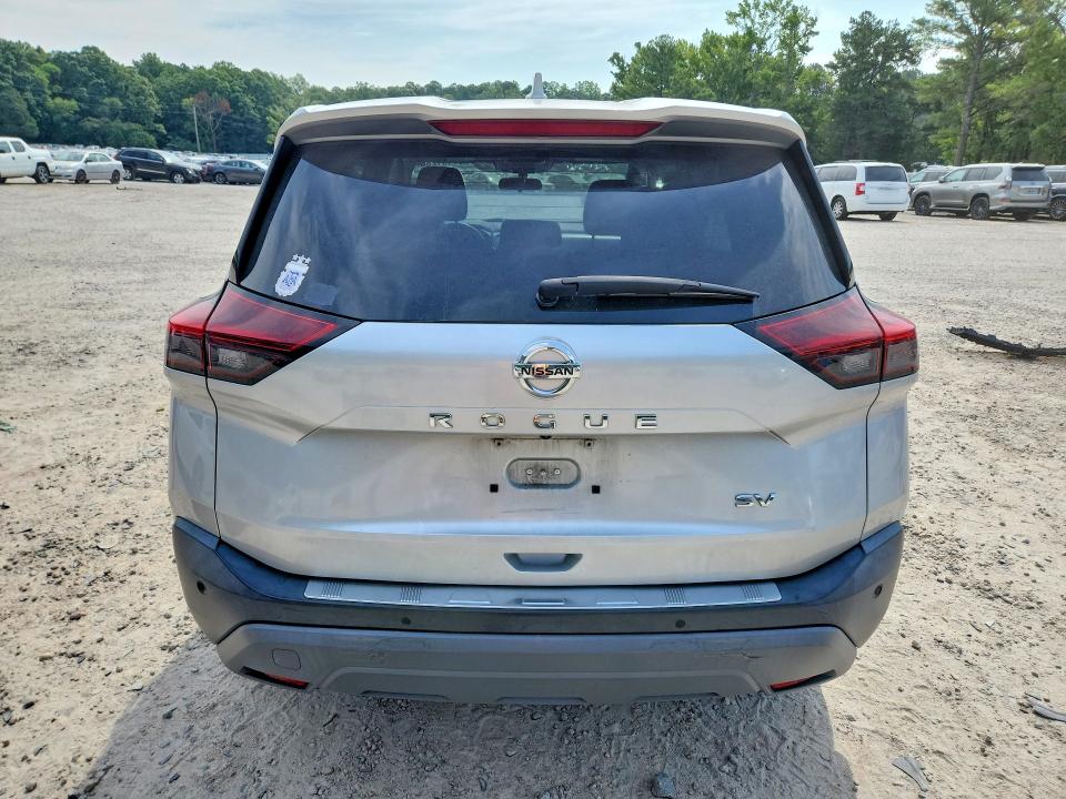 61451286 :رقم المزاد ، 5N1AT3BA4MC826644 vin ، 2021 Nissan Rogue مزاد بيع