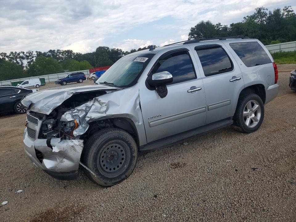 63378266 :رقم المزاد ، 1GNSCBE06DR131477 vin ، 2013 Chevrolet Tahoe مزاد بيع