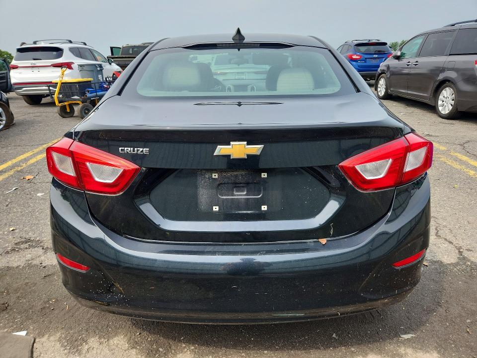 Aukcja sprzedaży 2018 Chevrolet Cruze, vin: 1G1BC5SM3J7228380, numer aukcji: 64323816