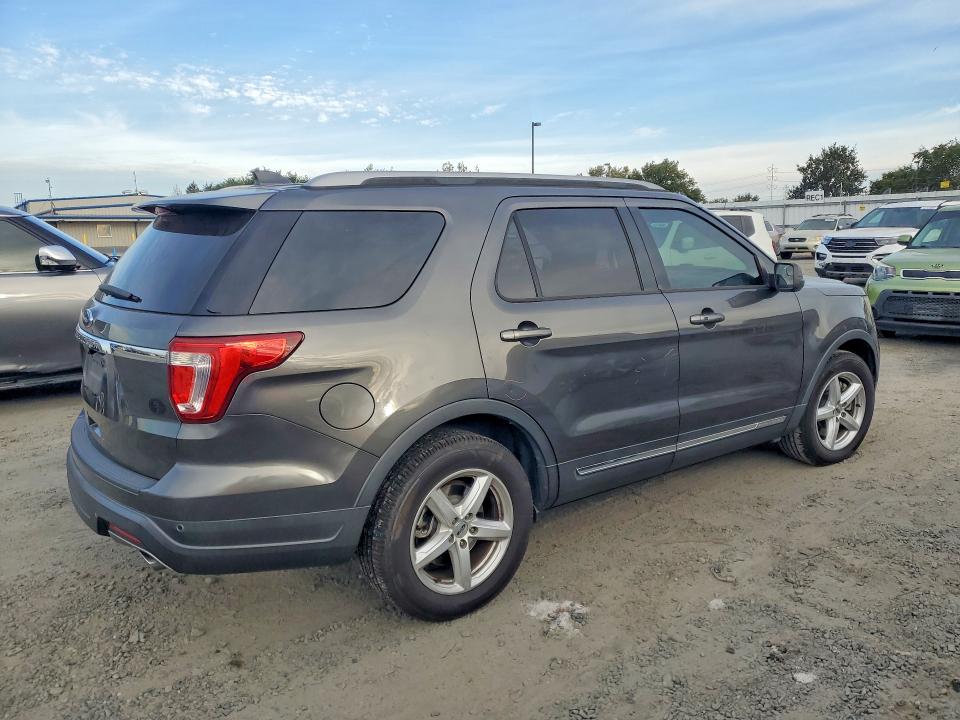 65521346 :رقم المزاد ، 1FM5K7D81JGA81278 vin ، 2018 Ford Explorer مزاد بيع