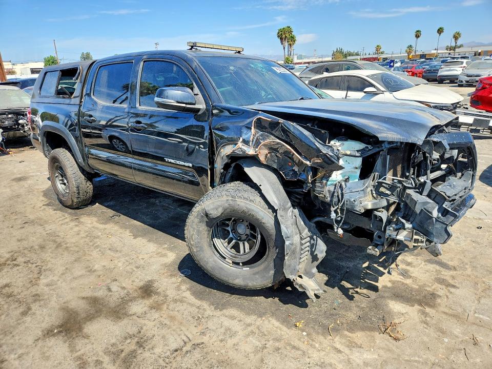 63244476 :رقم المزاد ، 3TMCZ5AN4JM125446 vin ، 2018 Toyota Tacoma مزاد بيع