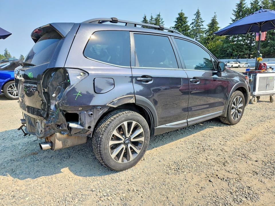 64910716 :رقم المزاد ، JF2SJGWC0HH560566 vin ، 2017 Subaru Forester مزاد بيع