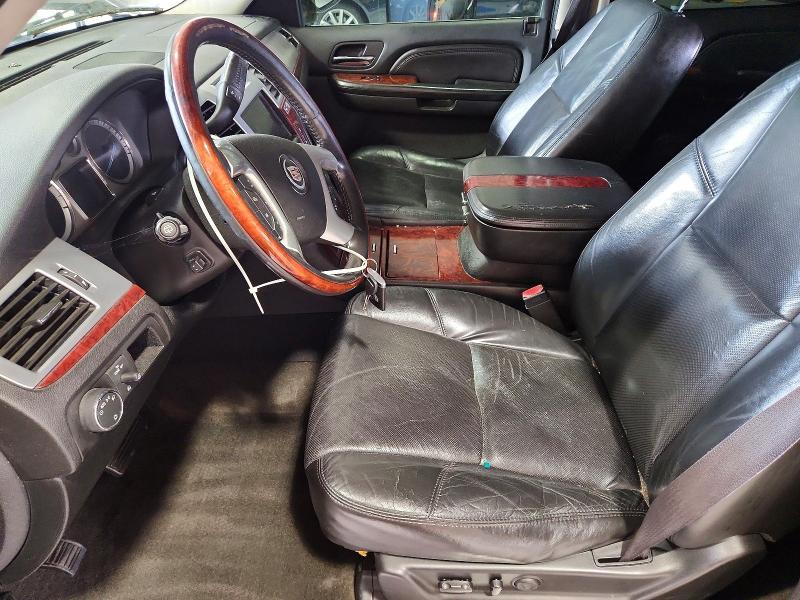 Продажа на аукционе авто 2009 Cadillac Escalade, vin: 1GYFK26239R115221, номер лота: 65807486