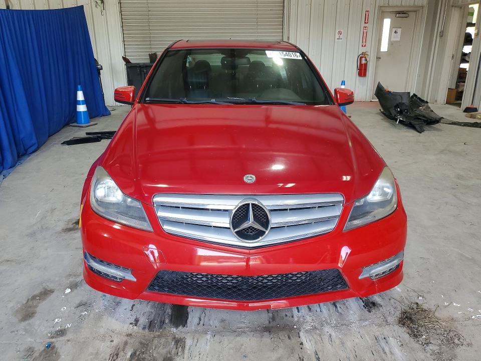 Продаж на аукціоні авто 2013 Mercedes-benz C, vin: WDDGF4HB0DR272680, номер лоту: 65154016