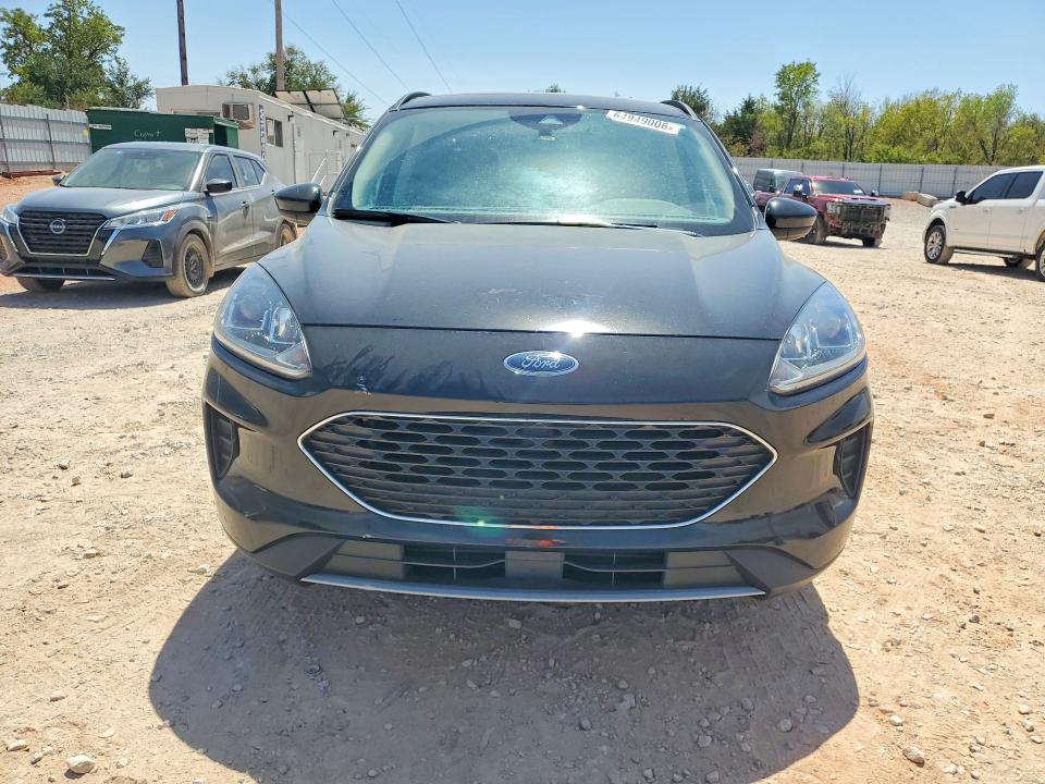 64949006 :رقم المزاد ، 1FMCU0G61LUB02475 vin ، 2020 Ford Escape مزاد بيع