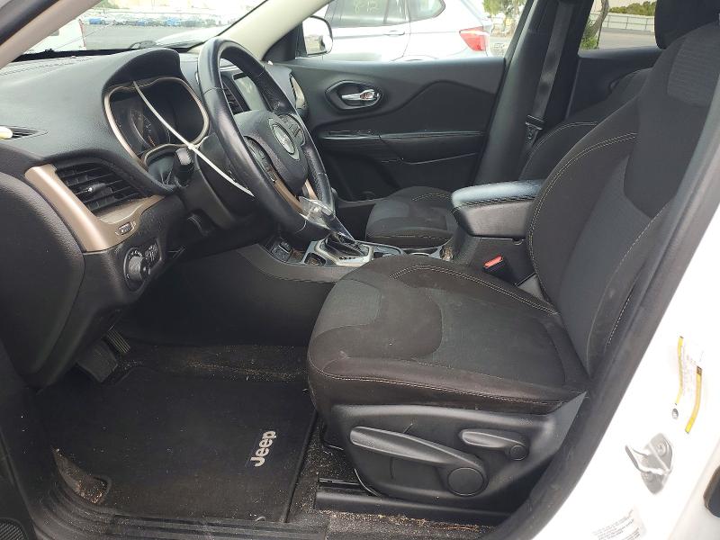 64927756 :رقم المزاد ، 1C4PJLCB2GW113692 vin ، 2016 Jeep Cherokee مزاد بيع