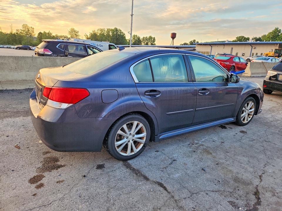 2013 Subaru Legacy მანქანა იყიდება აუქციონზე, vin: 4S3BMBP64D3018797, აუქციონის ნომერი: 63820856