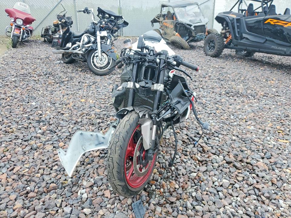 64976696 :رقم المزاد ، JKBZXJK13RA000439 vin ، 2024 Kawasaki Zx636 مزاد بيع