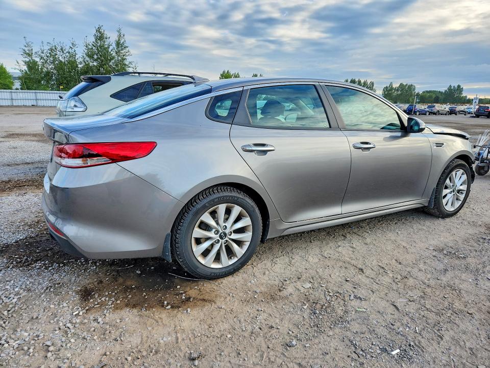 65101826 :رقم المزاد ، 5XXGT4L34JG229719 vin ، 2018 Kia Optima مزاد بيع