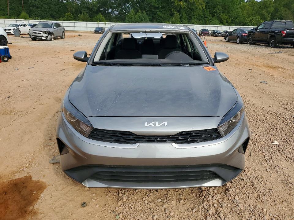 65010306 :رقم المزاد ، 3KPF24AD4NE490504 vin ، 2022 Kia Forte مزاد بيع