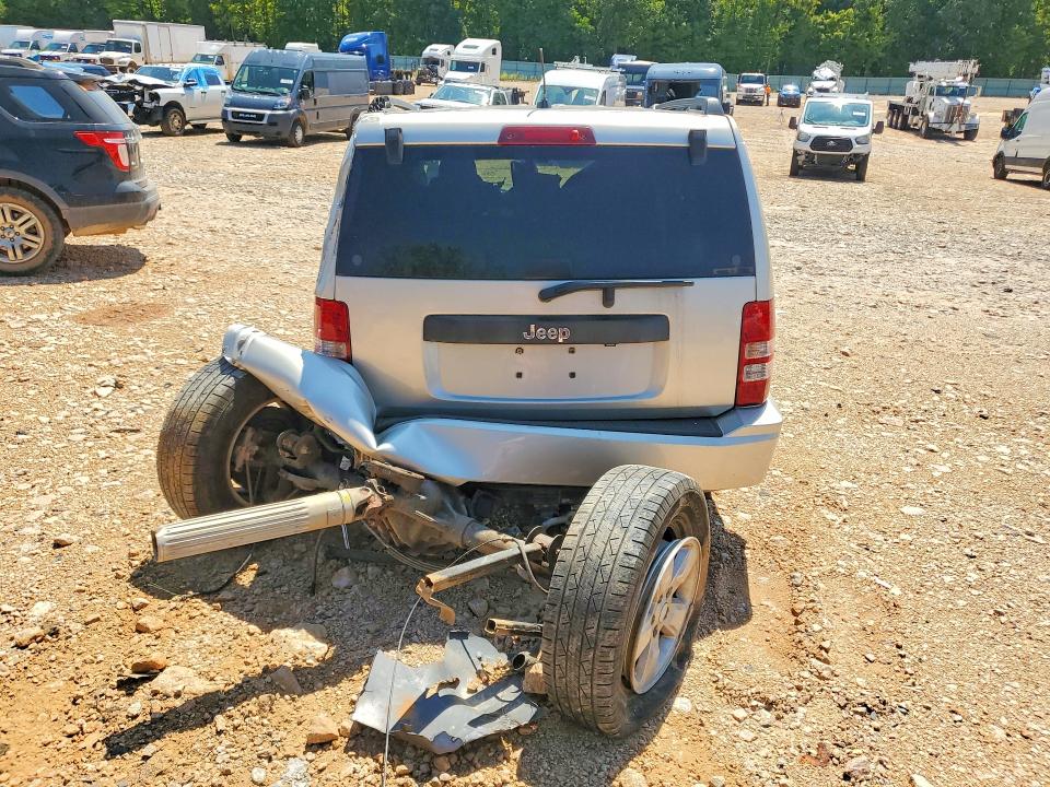 2009 Jeep Liberty მანქანა იყიდება აუქციონზე, vin: 1J8GP28KX9W546660, აუქციონის ნომერი: 66272646