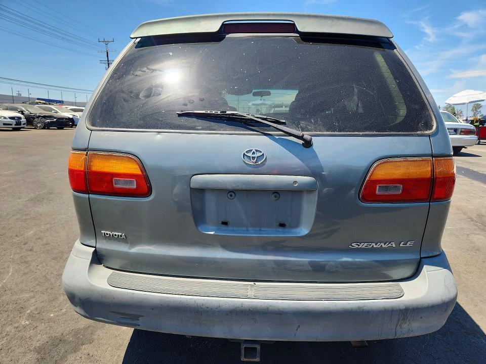 Продажа на аукционе авто 1999 Toyota Sienna, vin: 4T3ZF13C1XU101815, номер лота: 66204166