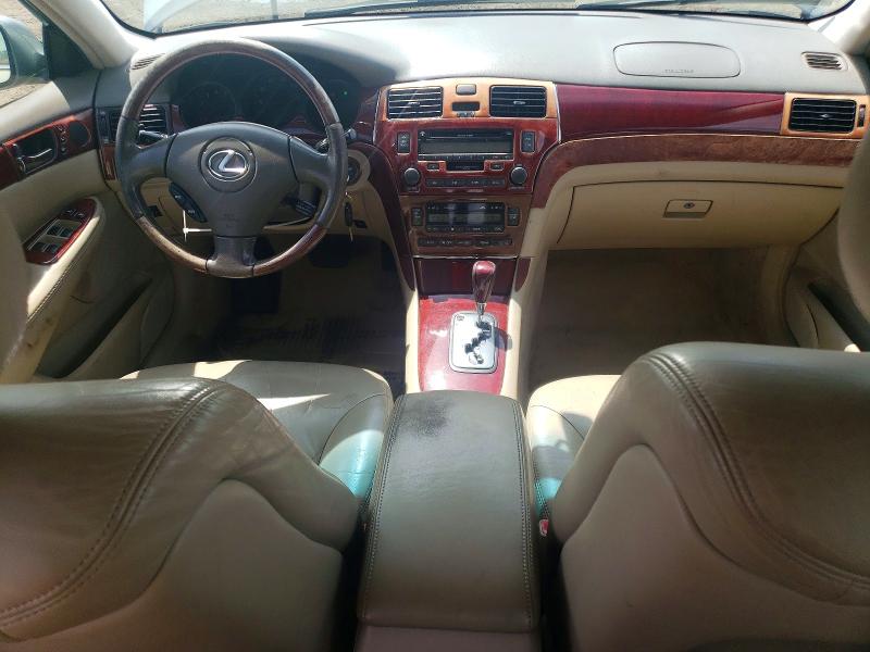 63035166 :رقم المزاد ، JTHBF30G225024455 vin ، 2002 Lexus Es مزاد بيع