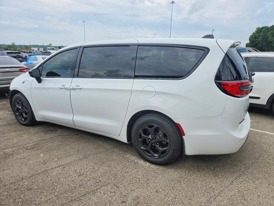 Aukcja sprzedaży 2023 Chrysler Pacifica, vin: 2C4RC1S72PR501017, numer aukcji: 65876356