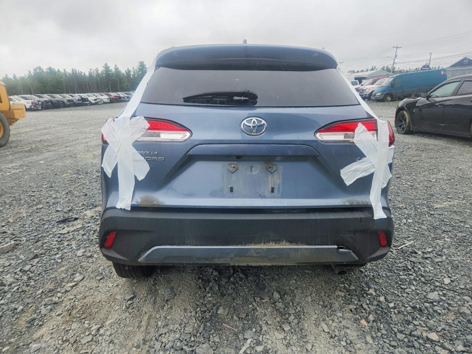 65492836 :رقم المزاد ، 7MUBAABGXNV033359 vin ، 2022 Toyota Corolla Cross مزاد بيع