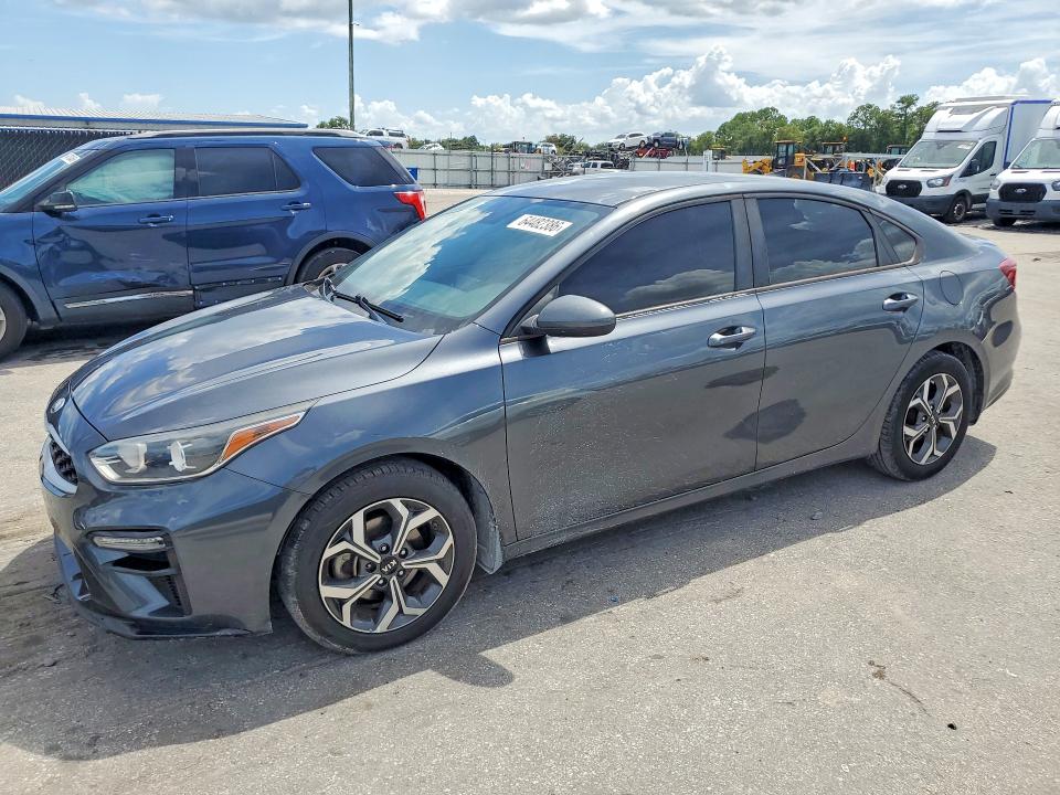2020 Kia Forte მანქანა იყიდება აუქციონზე, vin: 3KPF24AD7LE197869, აუქციონის ნომერი: 64482386