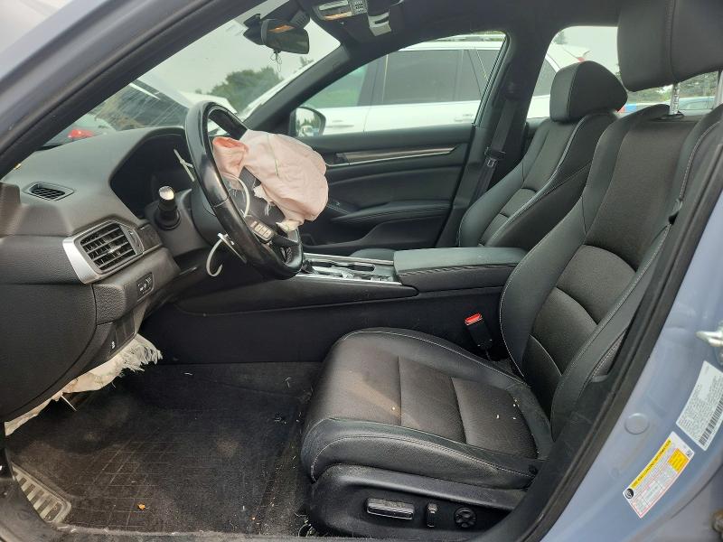 64886206 :رقم المزاد ، 1HGCV1F38NA108293 vin ، 2022 Honda Accord مزاد بيع