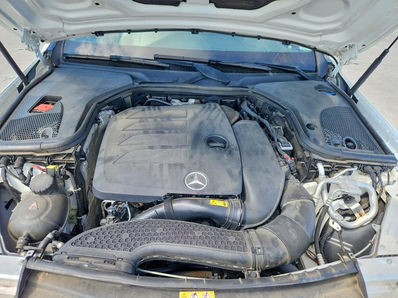 64575526 :رقم المزاد ، W1KZF8DB0MA890800 vin ، 2021 Mercedes-benz E مزاد بيع
