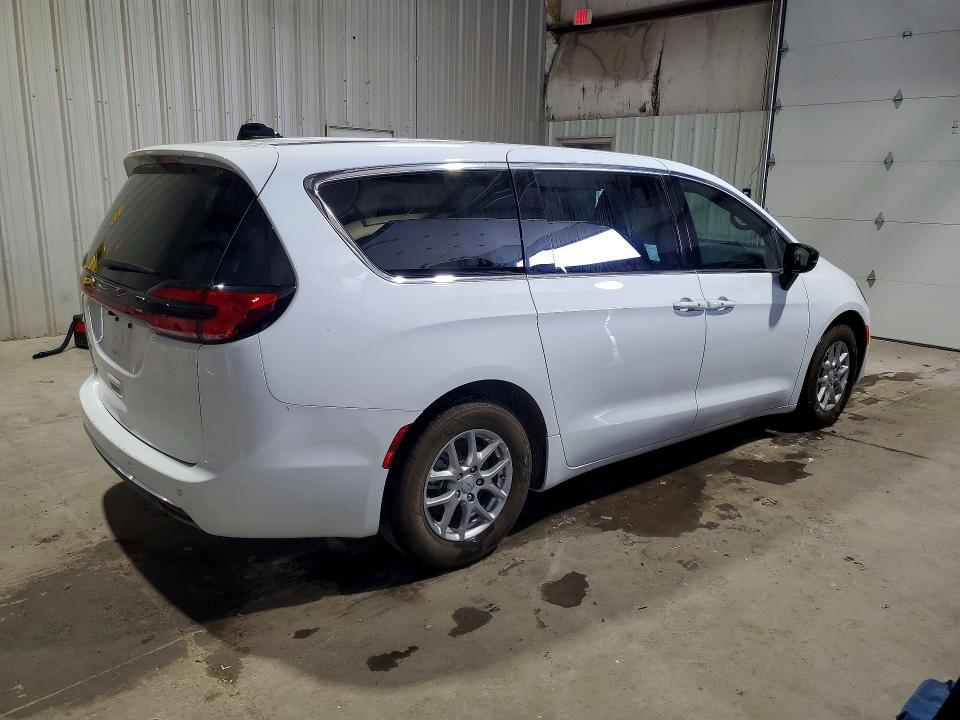 65521396 :رقم المزاد ، 2C4RC1BG3VR577164 vin ، 2027 Chrysler Pacifica مزاد بيع