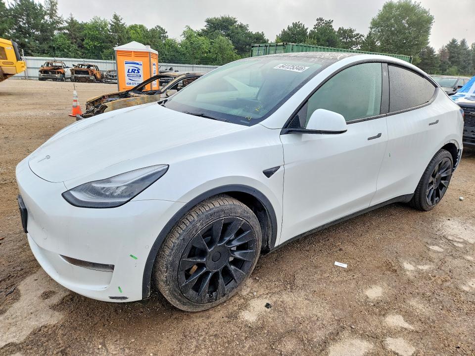 2021 Tesla Model Y მანქანა იყიდება აუქციონზე, vin: 5YJYGDEE5MF209235, აუქციონის ნომერი: 64125346
