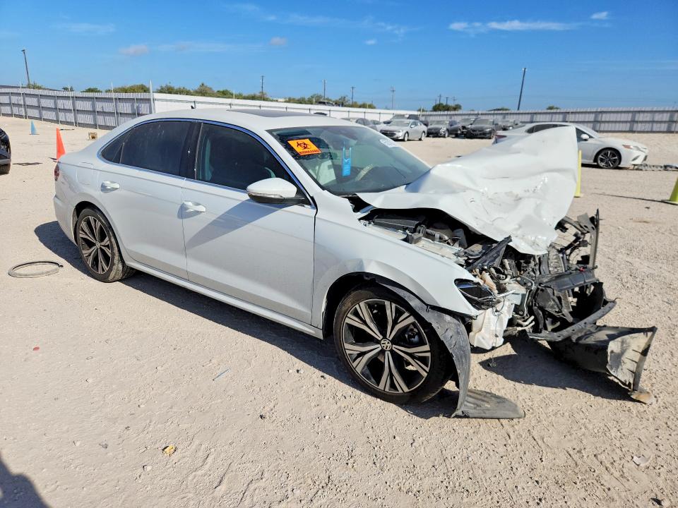2022 Volkswagen Passat მანქანა იყიდება აუქციონზე, vin: 1VWSA7A36NC005777, აუქციონის ნომერი: 65931916