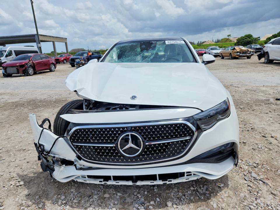 Auction sale of the 2026 Mercedes-benz E, vin: W1KLF6BBXTA303790, lot number: 63734676