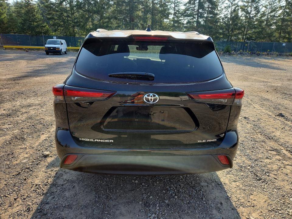 2026 Toyota Highlander მანქანა იყიდება აუქციონზე, vin: 5TDKDRBH9TS606662, აუქციონის ნომერი: 64004756