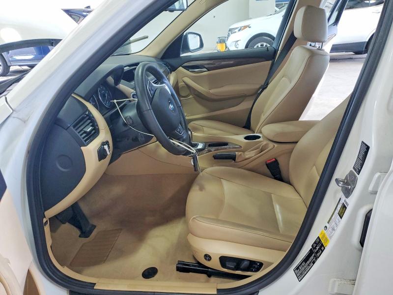 2015 Bmw X1 მანქანა იყიდება აუქციონზე, vin: WBAVL1C54FVY40446, აუქციონის ნომერი: 65695046