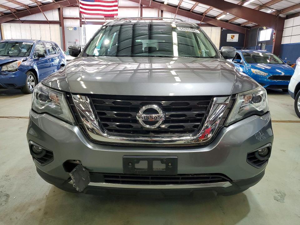 64262486 :رقم المزاد ، 5N1DR2MMXJC664091 vin ، 2018 Nissan Pathfinder مزاد بيع