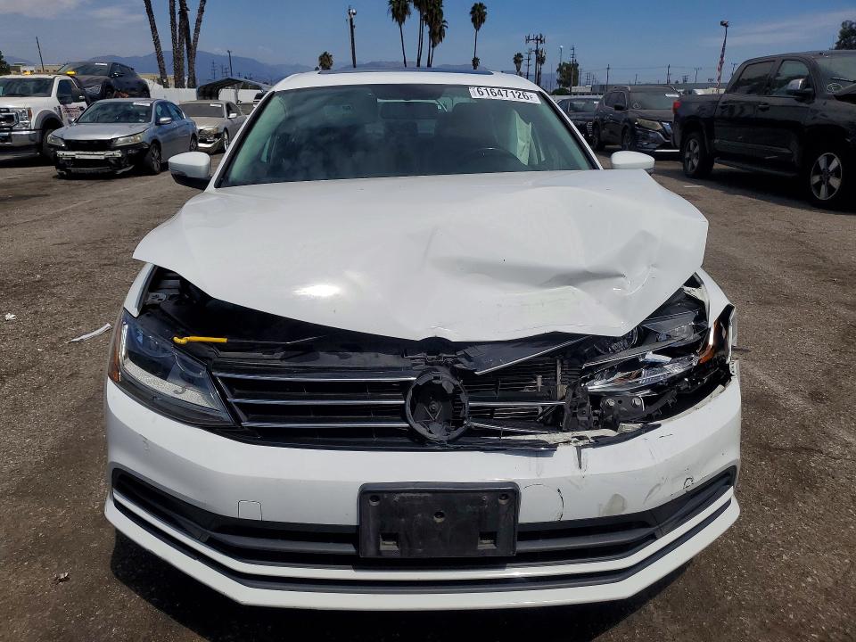 Продажа на аукционе авто 2017 Volkswagen Jetta, vin: 3VWDB7AJ0HM270699, номер лота: 61647126