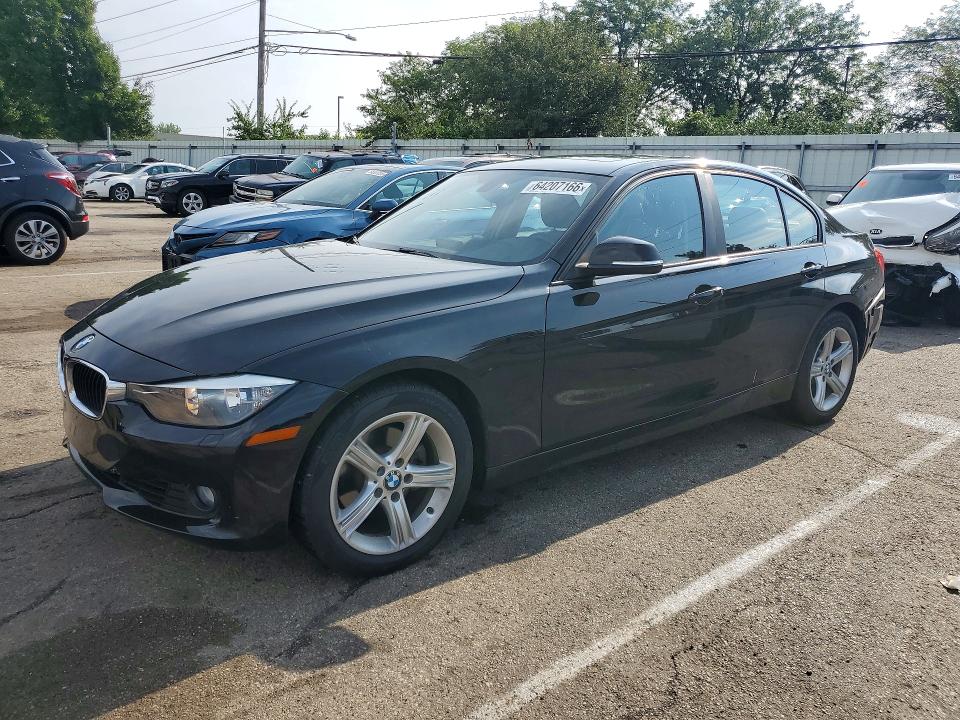 64207166 :رقم المزاد ، WBA3B3C52EJ977462 vin ، 2014 Bmw 328 مزاد بيع