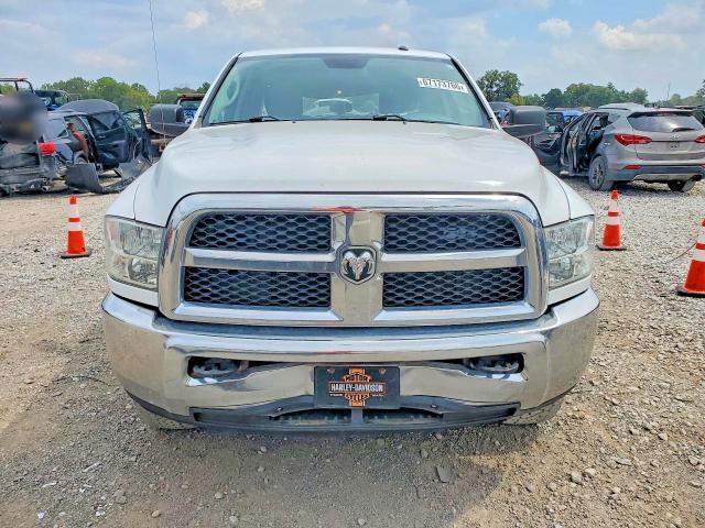 67173766 :رقم المزاد ، 3C6UR5DL3GG229763 vin ، 2016 Ram 2500 مزاد بيع