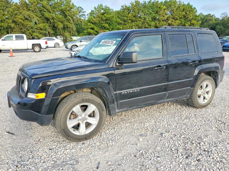 65903476 :رقم المزاد ، 1C4NJPBB8HD208013 vin ، 2017 Jeep Patriot مزاد بيع