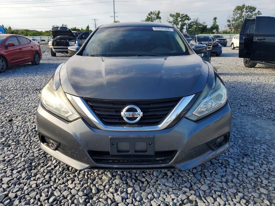 64049306 :رقم المزاد ، 1N4AL3AP0HC235832 vin ، 2017 Nissan Altima مزاد بيع