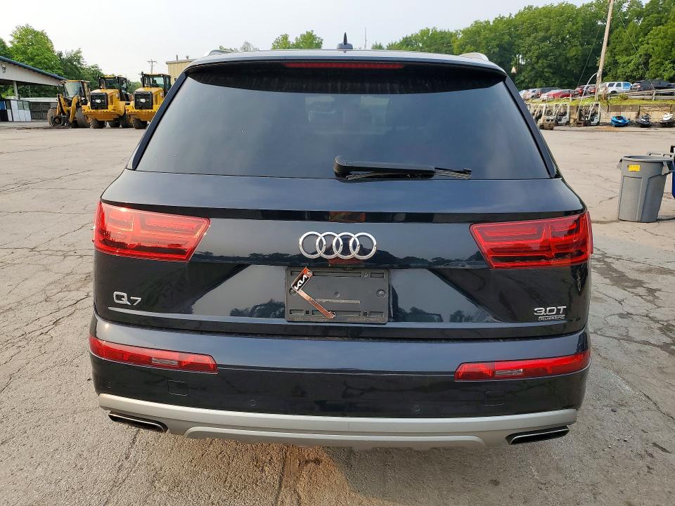 64584556 :رقم المزاد ، WA1LAAF70HD029825 vin ، 2017 Audi Q7 مزاد بيع