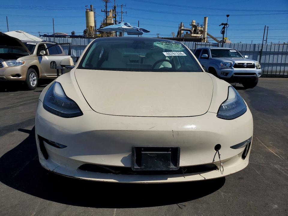 65761336 :رقم المزاد ، 5YJ3E1EA6KF431436 vin ، 2019 Tesla Model 3 مزاد بيع