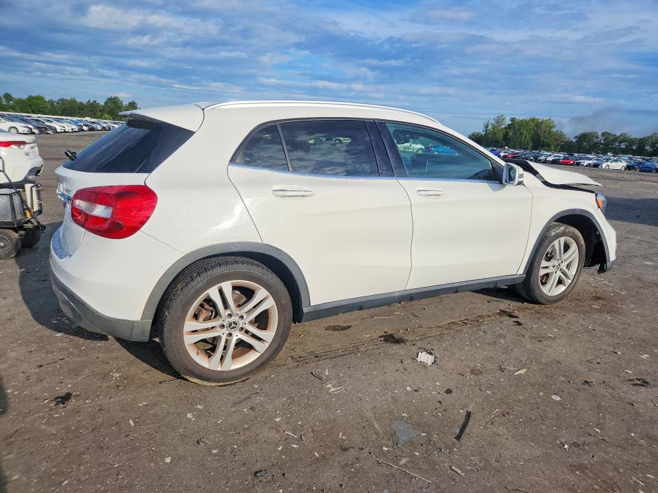 2018 Mercedes-benz Gla მანქანა იყიდება აუქციონზე, vin: WDCTG4GB2JJ527602, აუქციონის ნომერი: 65088166