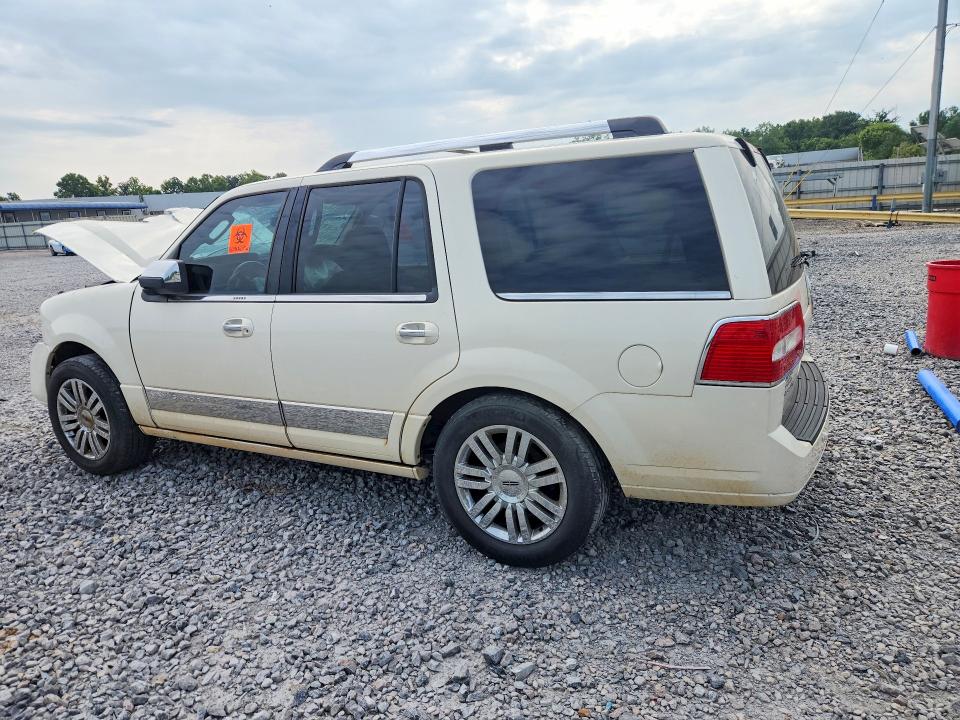 2008 Lincoln Navigator მანქანა იყიდება აუქციონზე, vin: 5LMFU285X8LJ04377, აუქციონის ნომერი: 63221016