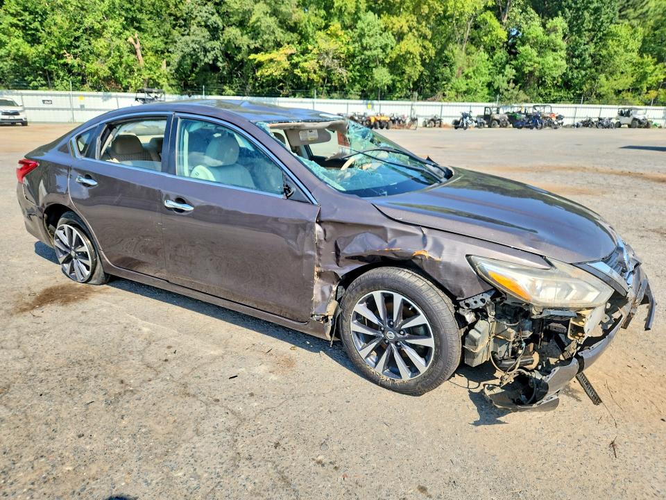 64106866 :رقم المزاد ، 1N4AL3AP8GC227279 vin ، 2016 Nissan Altima مزاد بيع