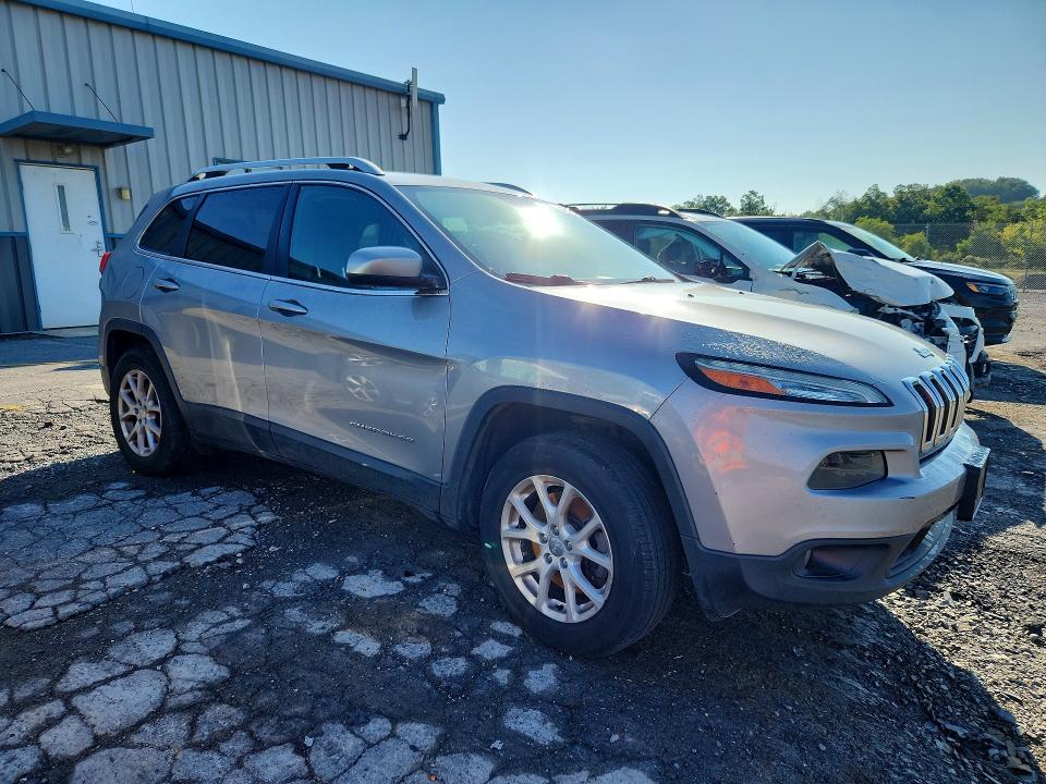 Aukcja sprzedaży 2016 Jeep Cherokee, vin: 1C4PJMCB6GW102815, numer aukcji: 64097016