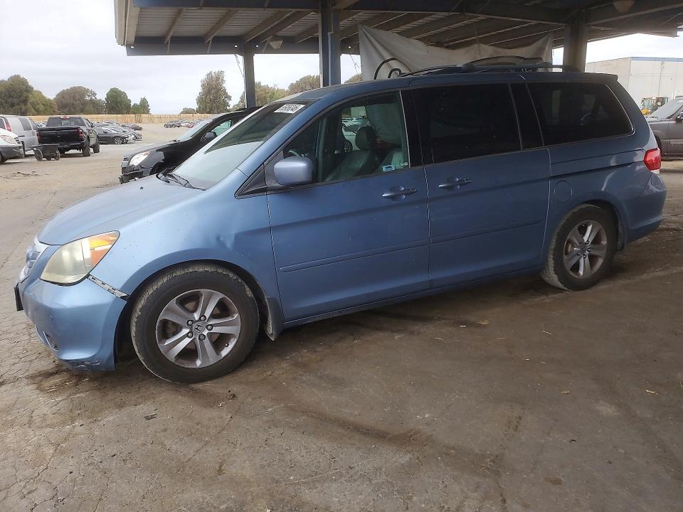 65956346 :رقم المزاد ، 5FNRL38928B001537 vin ، 2008 Honda Odyssey مزاد بيع