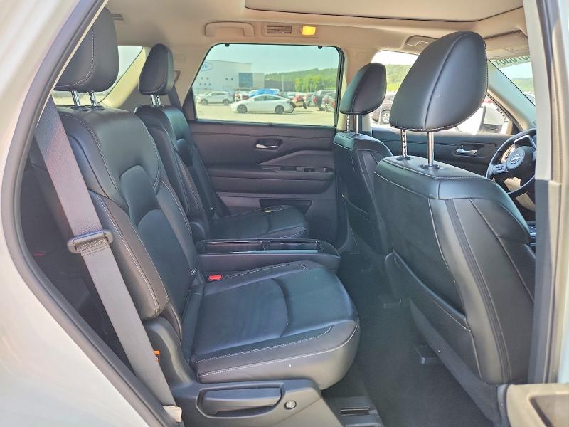 63937856 :رقم المزاد ، 5N1DR3CB1RC225797 vin ، 2024 Nissan Pathfinder مزاد بيع