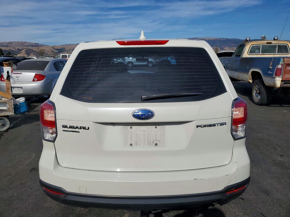 2018 Subaru Forester მანქანა იყიდება აუქციონზე, vin: JF2SJAAC2JH593272, აუქციონის ნომერი: 65604496