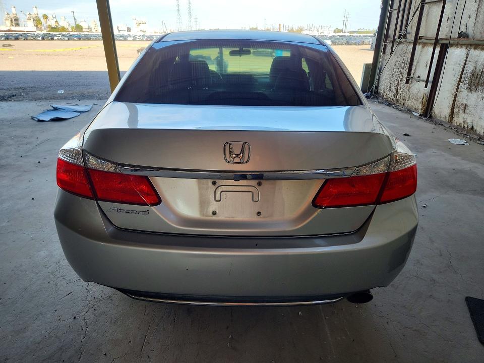 2014 Honda Accord მანქანა იყიდება აუქციონზე, vin: 1HGCR2F33EA117803, აუქციონის ნომერი: 65930646