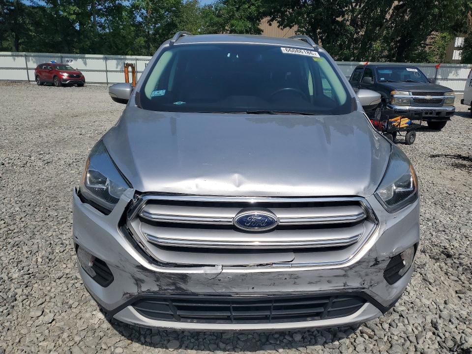 66086186 :رقم المزاد ، 1FMCU9JD4HUF00248 vin ، 2017 Ford Escape مزاد بيع