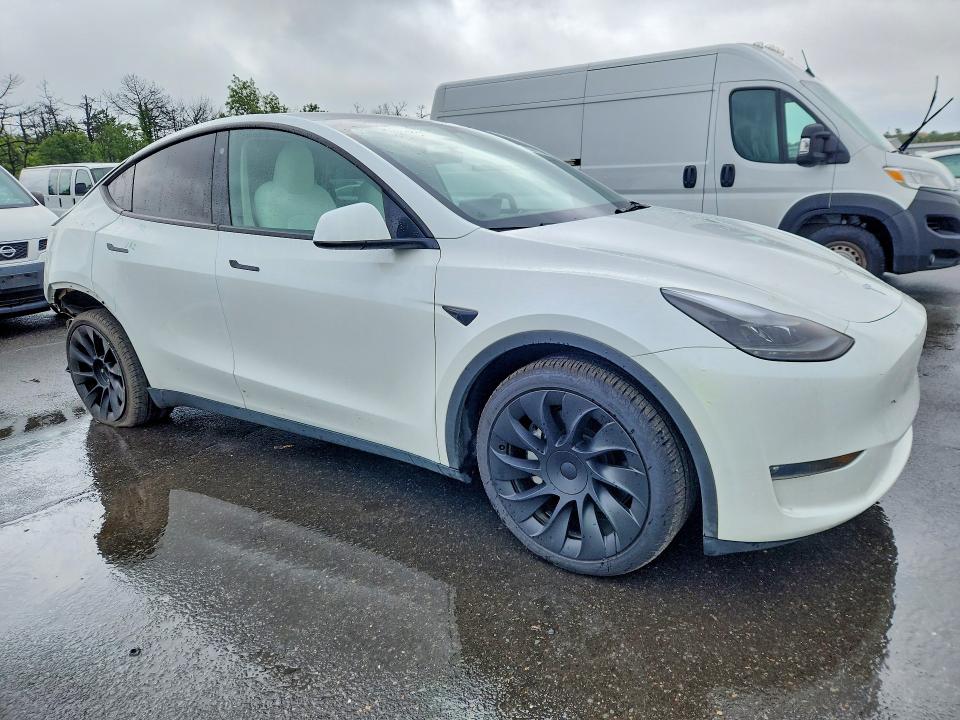 2023 Tesla Model Y მანქანა იყიდება აუქციონზე, vin: 7SAYGDEE5PF748008, აუქციონის ნომერი: 63011346