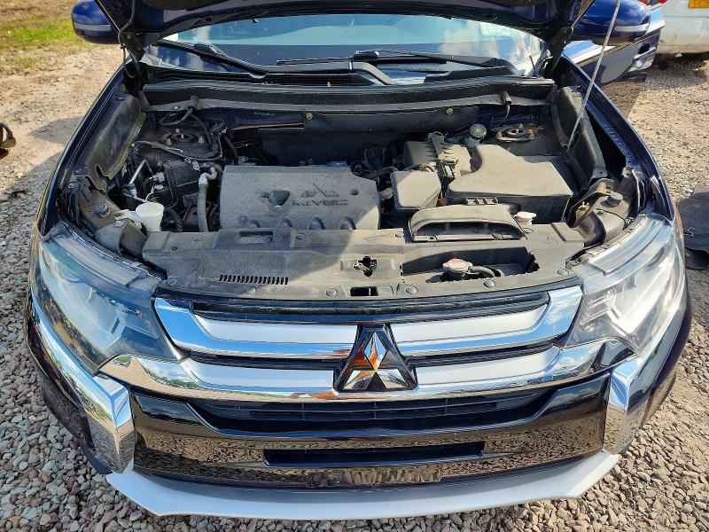 65858806 :رقم المزاد ، JA4AZ3A36JZ045259 vin ، 2018 Mitsubishi Outlander مزاد بيع